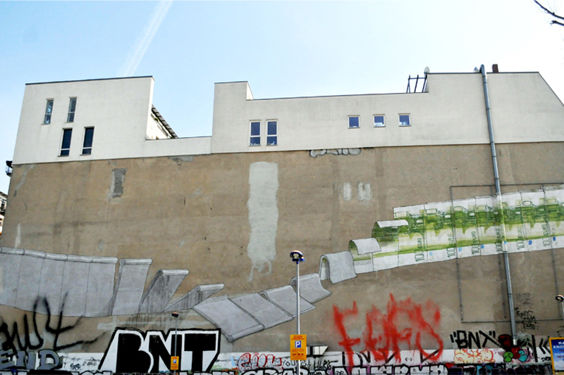 Artist Blu in Berlin "Rise & fall and Rise again" © Berlin graffiti  black kreuzberg new  facebook  hotel twitter  view hotels urban 2014  Art