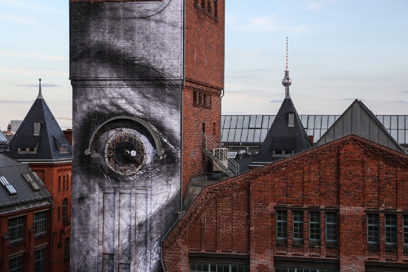 JR street art