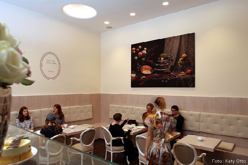 mitte restaurants, travel