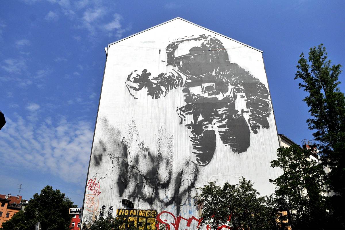 Victor Ash - Astronaut