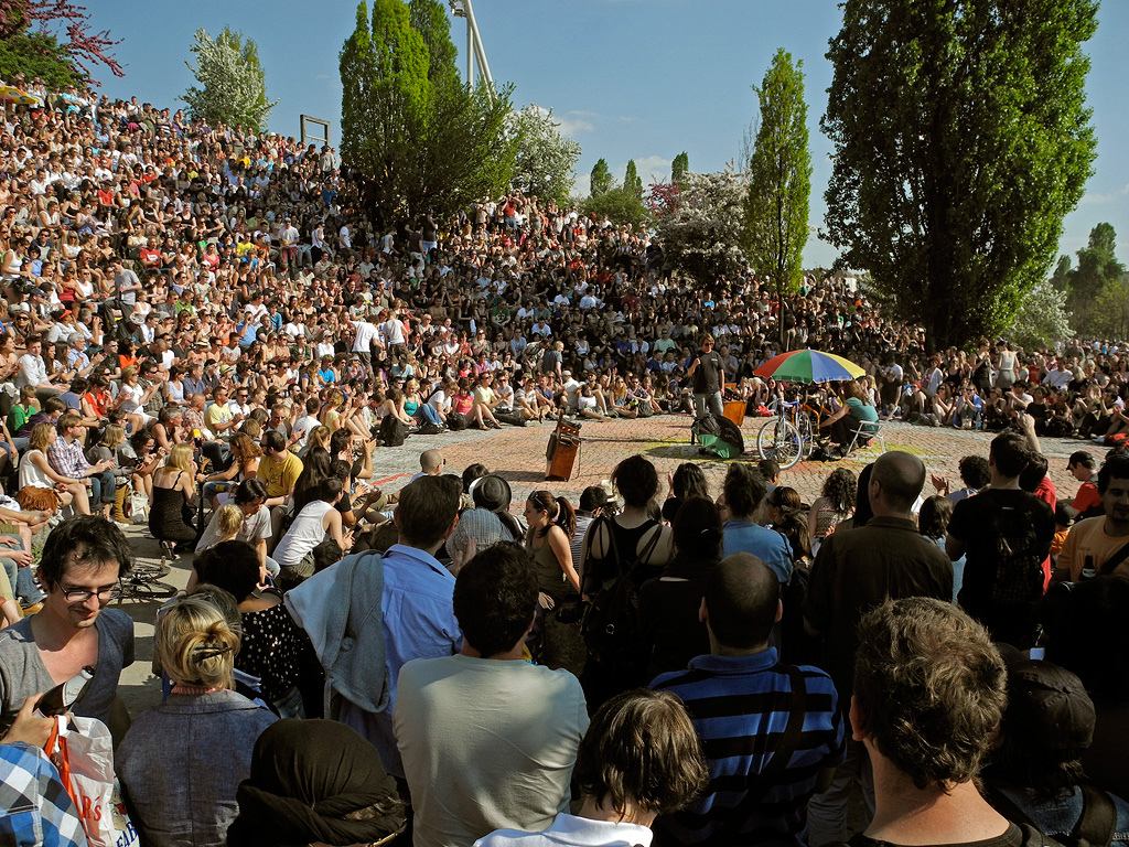 Mauerpark Karaoke Show