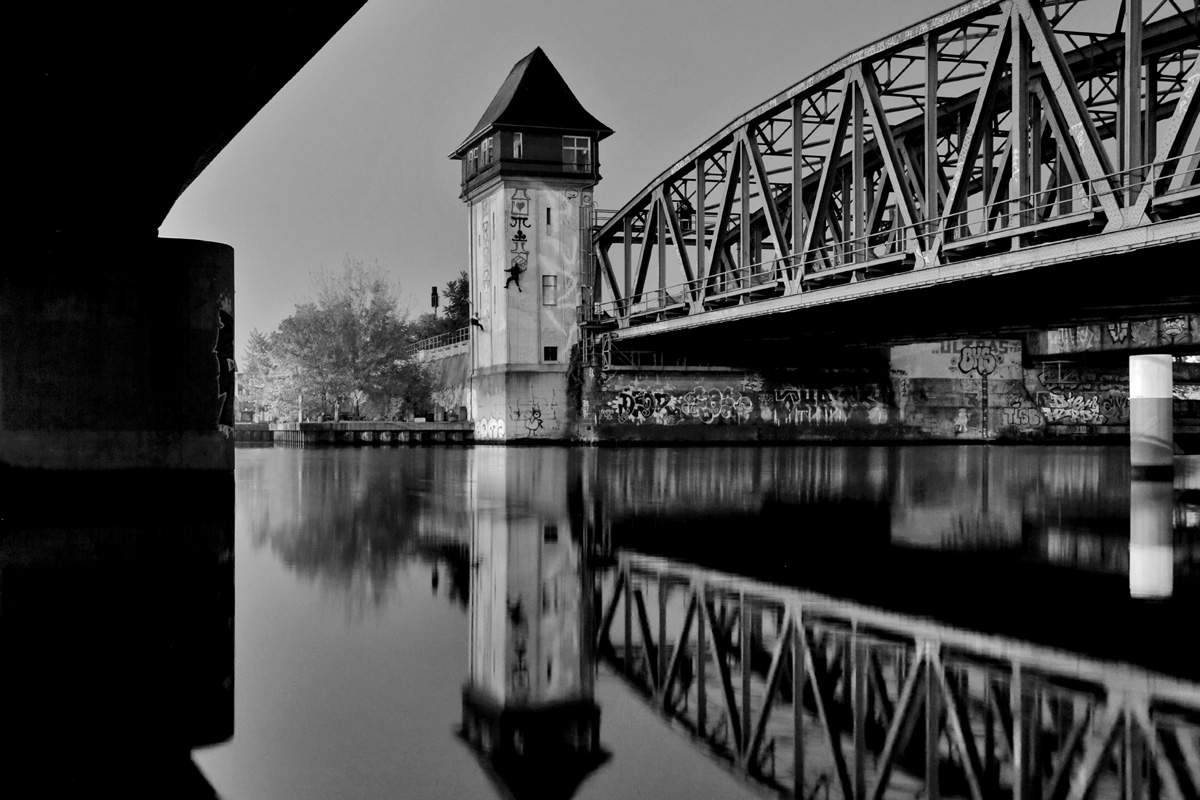 Thomas von Wittich - Untilted - Quiet Documentation of Street Art ∙ A Thomas von Wittich Interview